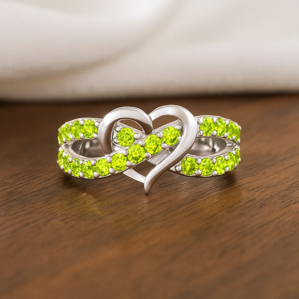 Natural Peridot Gemstone 92.5 Sterling Silver Ring: Natural Peridot Gemstone 92.5 Sterling Silver Ring Jewelry Type : Ring Gemstone : Natural Peridot Gemstone Shape : Round Gemstone Size : 2.2 MM Gemstone Quantity : 23 Pieces Metal : Silver Metal