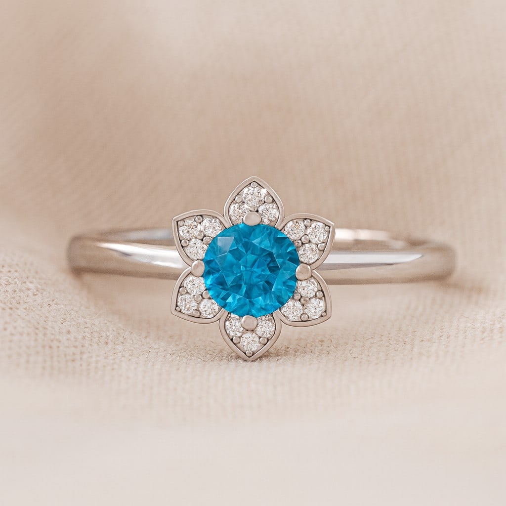Natural Swiss Blue Topaz Gemstone & Lab Grown Diamonds Silver Ring: Natural Swiss Blue Topaz Gemstone & Lab Grown Diamonds Silver Ring Jewelry Type : Ring Gemstone : Natural Swiss Blue Topaz Gemstone Shape : Round Gemstone Size : 5 MM Gemstone Quantity : 1 Piece
