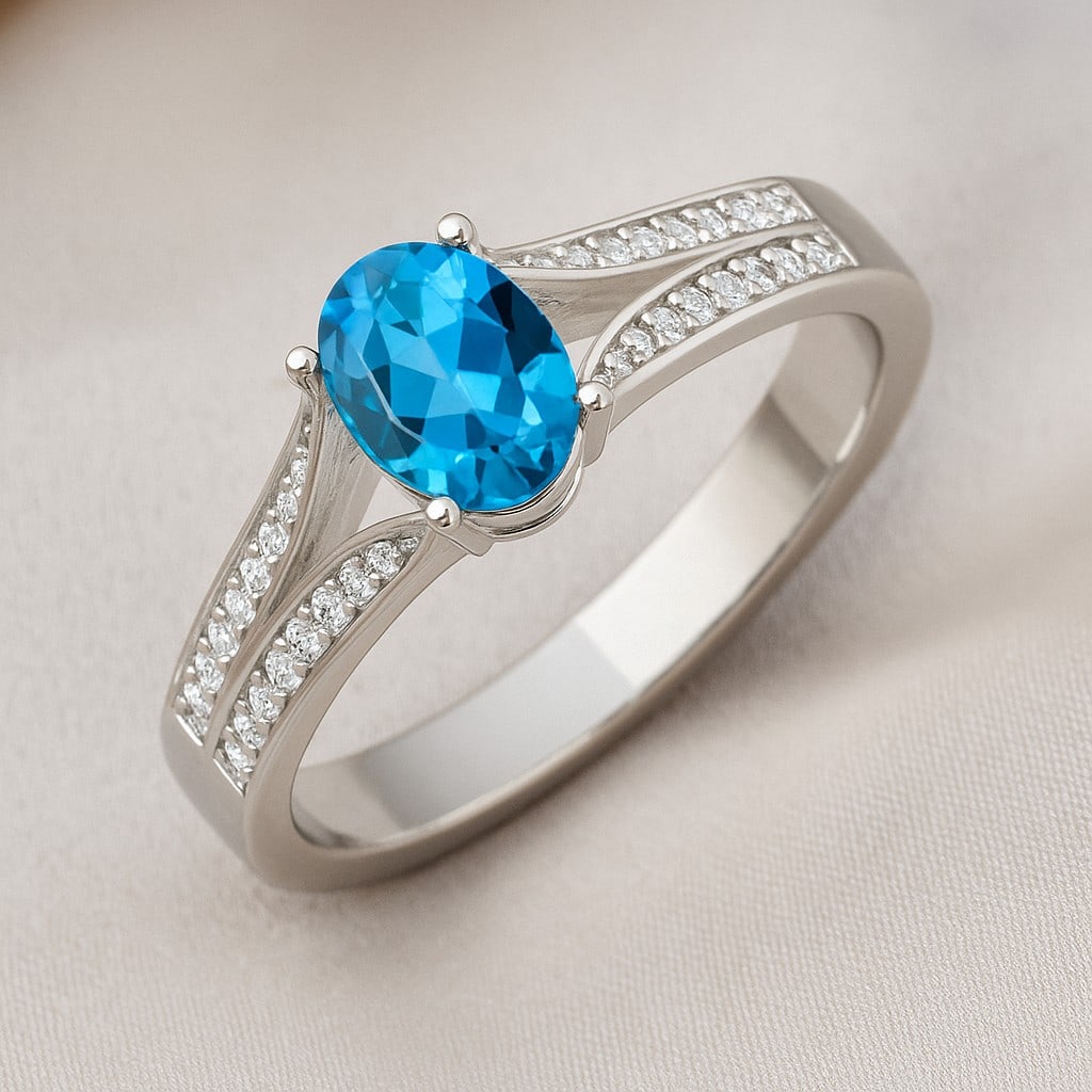 Natural Swiss Blue Topaz Gemstone & Lab Grown Diamonds Silver Ring: Natural Swiss Blue Topaz Gemstone & Lab Grown Diamonds Silver Ring Jewelry Type : Ring Gemstone : Natural Swiss Blue Topaz Gemstone Shape : Oval Gemstone Size : 7x5 MM Gemstone Quantity : 1 Piece