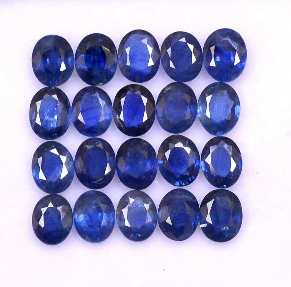 Blue Sapphire 5x4 MM Oval Faceted Cut 25 Pieces: Natural Blue Sapphire 5x4 MM Oval Faceted Cut 25 Pieces Gemstone : Blue Sapphire Shape : Oval Size : 5x4 MM Color : Blue Type : Faceted Cut Quantity : 25 Pieces Weight : </
