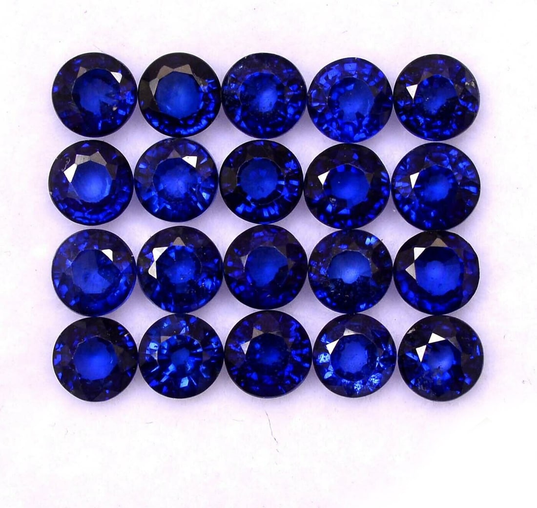 Blue Sapphire 5 MM Round Faceted Cut 20 Pieces: Natural Blue Sapphire 5 MM Round Faceted Cut 20 Pieces Gemstone : Blue Sapphire Shape : Round Size : 5 MM Color : Blue Type : Faceted Cut Quantity : 20 Pieces Weight :