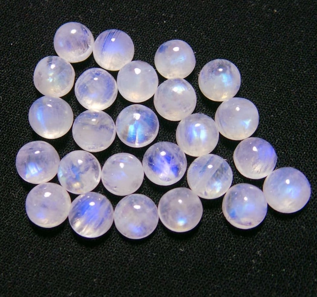 Rainbow Moonstone 4 MM Round Cabochon 100 Pieces (1 of 5)