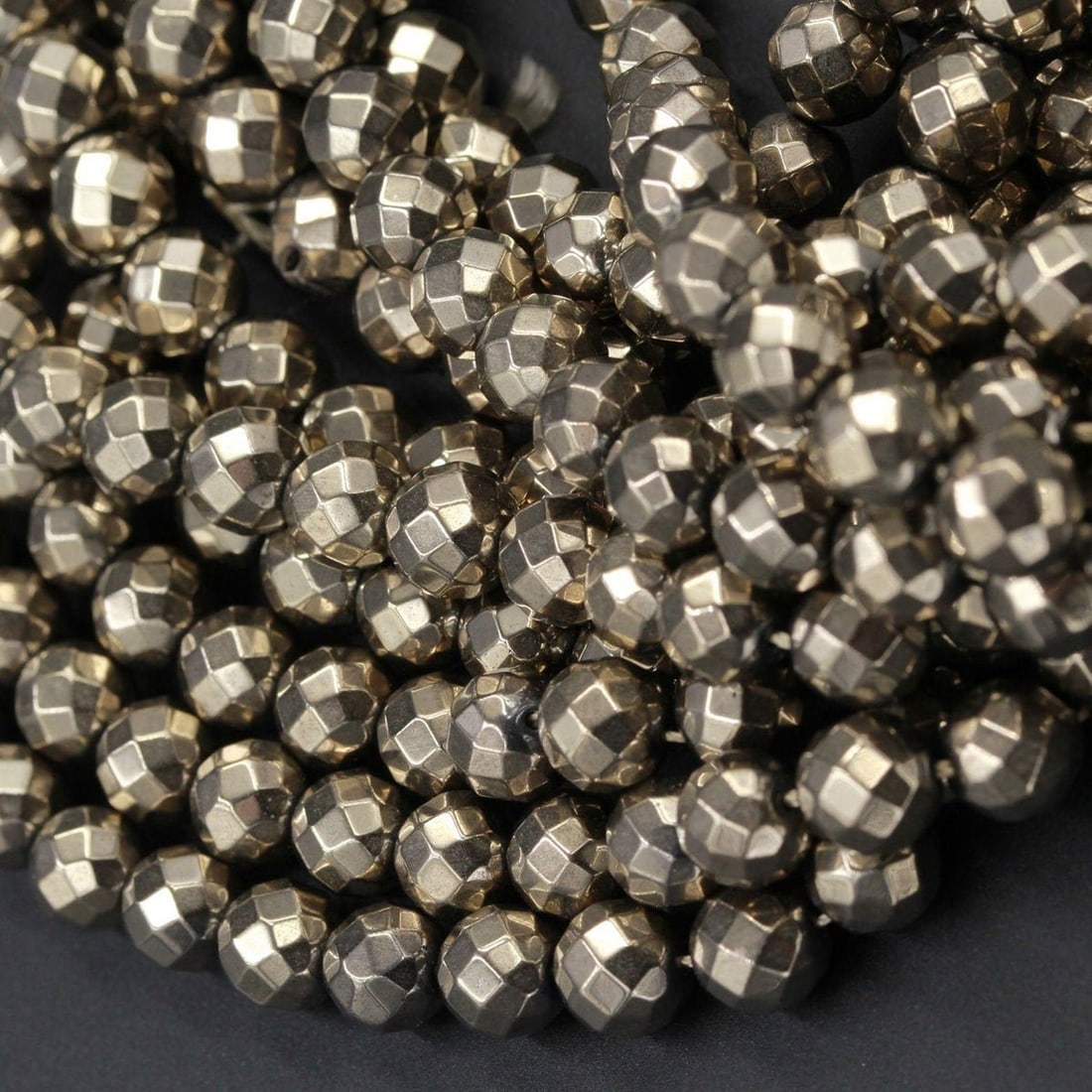 Natural Pyrite Gemstone 3 mm Round Faceted Cut Beads 10 Strand: Natural Pyrite Gemstone 3 mm Micro Round Faceted Cut Beads Rondelle 10 Strand 15.5 Inches Each Product Type : Loose Beads Strand Gemstone : Pyrite Beads Shape : Round Faceted Cut Beads Size : 3 mm