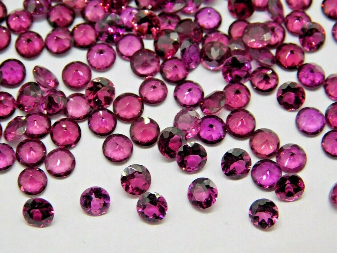 Rhodolite Garnet 1.75 MM Round Diamond Cut 250 Pieces (1 of 2)