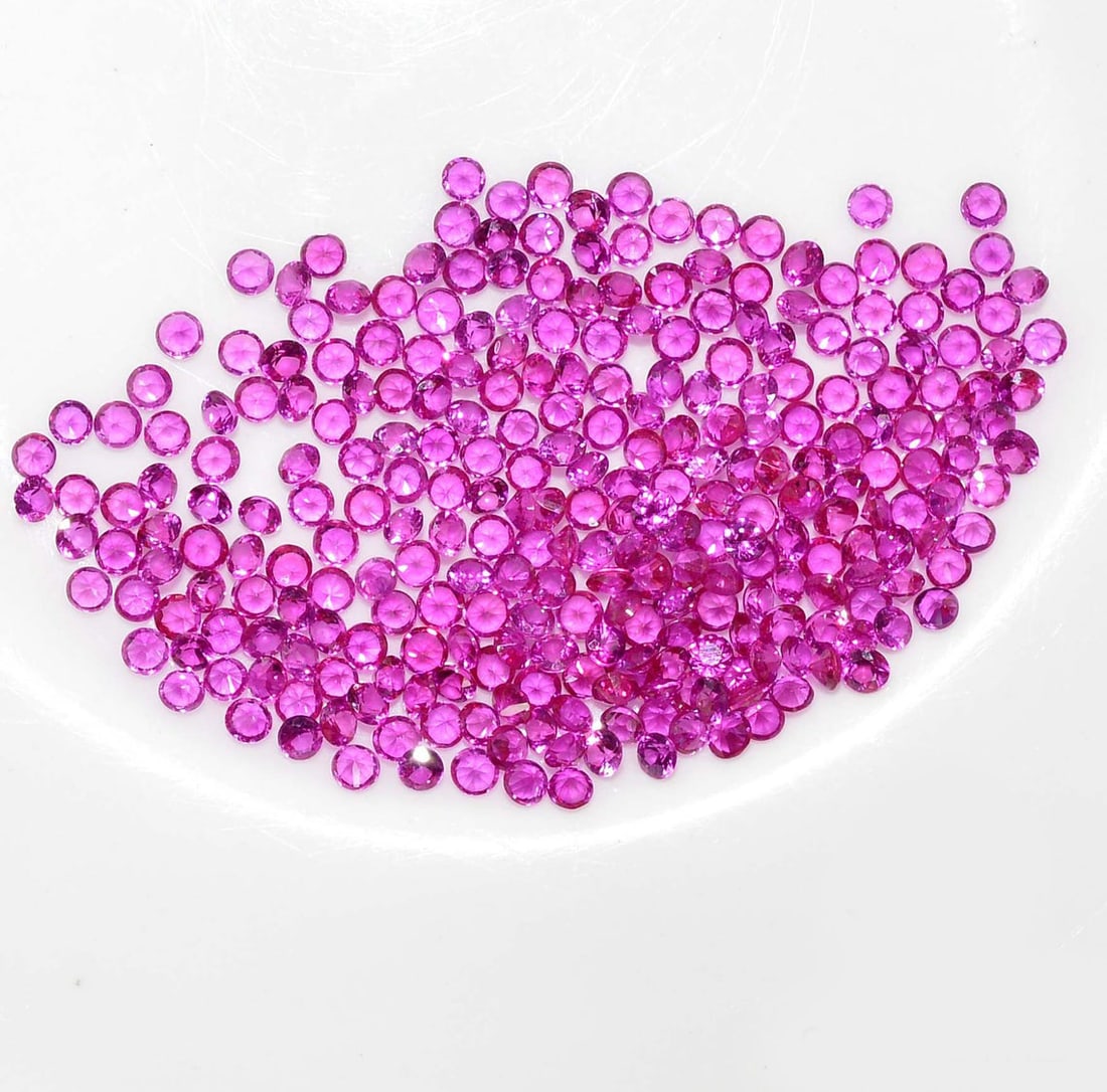 Pink Sapphire 1 MM Round Diamond Cut 500 Pieces (1 of 4)