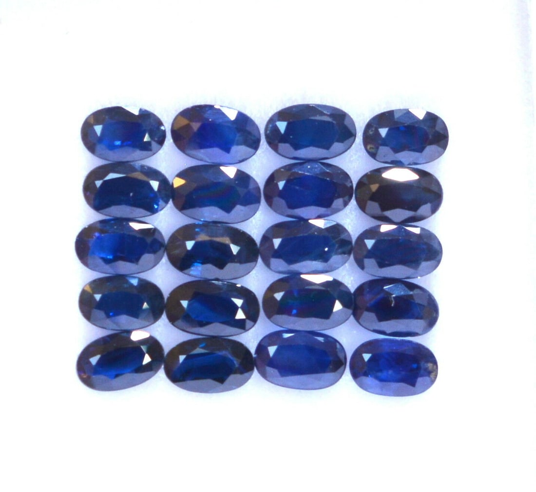 Blue Sapphire 8x6 MM Oval Faceted Cut 20 Pieces: Natural Blue Sapphire 8x6 MM Oval Faceted Cut 20 Pieces Gemstone : Blue Sapphire Shape : Oval Size : 8x6 MM Color : Blue Type : Faceted Cut Quantity : 20 Pieces Weight : </