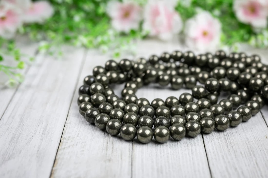 Natural Chalcopyrite Gemstone 8 mm Round Smooth Plain Beads 10 Strand: Natural Chalcopyrite Gemstone 8 mm Round Smooth Plain Beads 10 Strand Product Type : Loose Beads Strand Gemstone : Chalcopyrite Beads Shape : Round Smooth Plain Beads Size : 8 mm Quantity : </