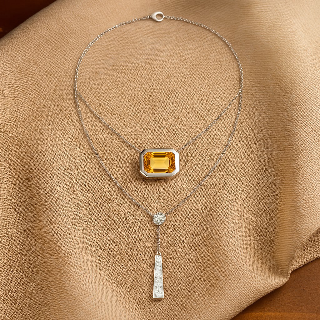 Natural Citrine & Diamond 92.5 Sterling Silver Necklace: Natural Citrine & Diamond 92.5 Sterling Silver Necklace Gemstone Shape : Emerald Gemstone Size : 6 MM Gemstone Quantity : 1 Piece Diamond Type : Lab Grown Diamond Shape : Round Diamond Color :