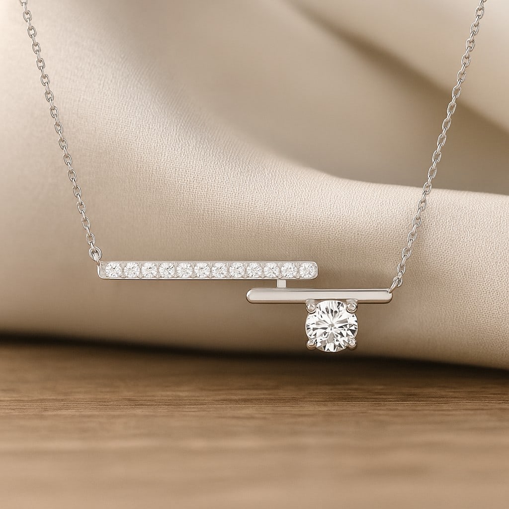 Lab Grown Diamond 92.5 Sterling Silver Necklace: Lab Grown Diamond 92.5 Sterling Silver Necklace Gemstone Shape : Round Gemstone Size : 3.5 MM Gemstone Quantity : 1 Piece Diamond Type : Lab Grown Diamond Shape : Round Diamond Color : D-E</