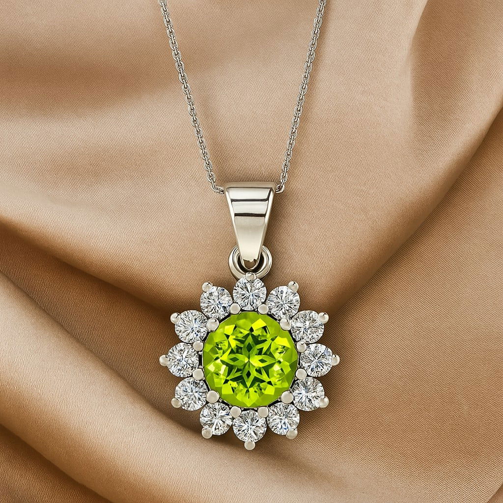 Natural Peridot & Diamond 92.5 Sterling Silver Pendant with Chain: Natural Peridot & Diamond 92.5 Sterling Silver Pendant with Chain Gemstone Shape : Round Gemstone Size : 7 MM Gemstone Quantity : 1 Piece Diamond Type : Lab Grown Diamond Shape : Round Diamond