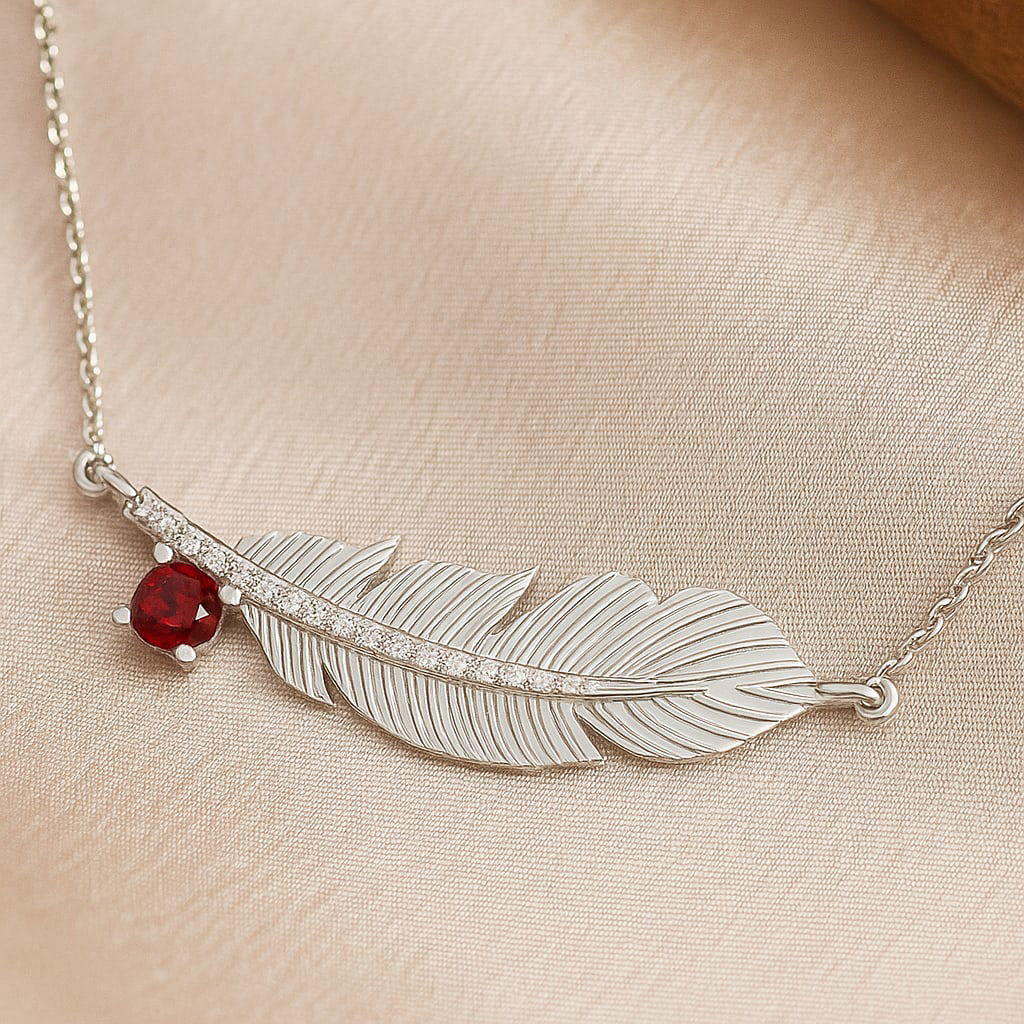 Natural Garnet & Diamond 92.5 Sterling Silver Necklace: Natural Garnet & Diamond 92.5 Sterling Silver Necklace Gemstone Shape : Round Gemstone Size : 3 MM Gemstone Quantity : 1 Piece Diamond Type : Lab Grown Diamond Shape : Round Diamond Color :