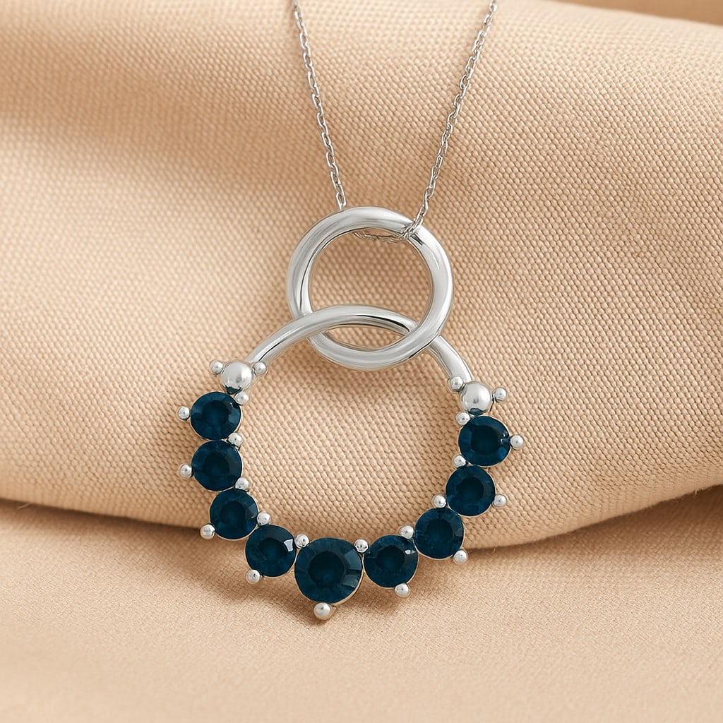 Natural London Blue Topaz Gemstone 92.5 Sterling Silver Pendant with Chain: Natural London Blue Topaz Gemstone 92.5 Sterling Silver Pendant with Chain Gemstone Shape : Round Gemstone Size : 3 MM, 2.5 MM Gemstone Quantity : 9 Pieces Metal : Silver Metal Purity : 92.5 Sterling