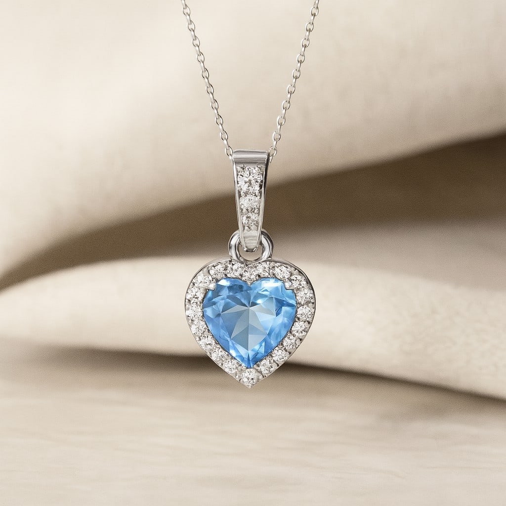 Natural Aquamarine & Diamond 92.5 Sterling Silver Pendant with Chain: Natural Aquamarine & Diamond 92.5 Sterling Silver Pendant with Chain Gemstone Shape : Heart Gemstone Size : 6 MM Gemstone Quantity : 1 Piece Diamond Type : Lab Grown Diamond Shape : Round Diamo