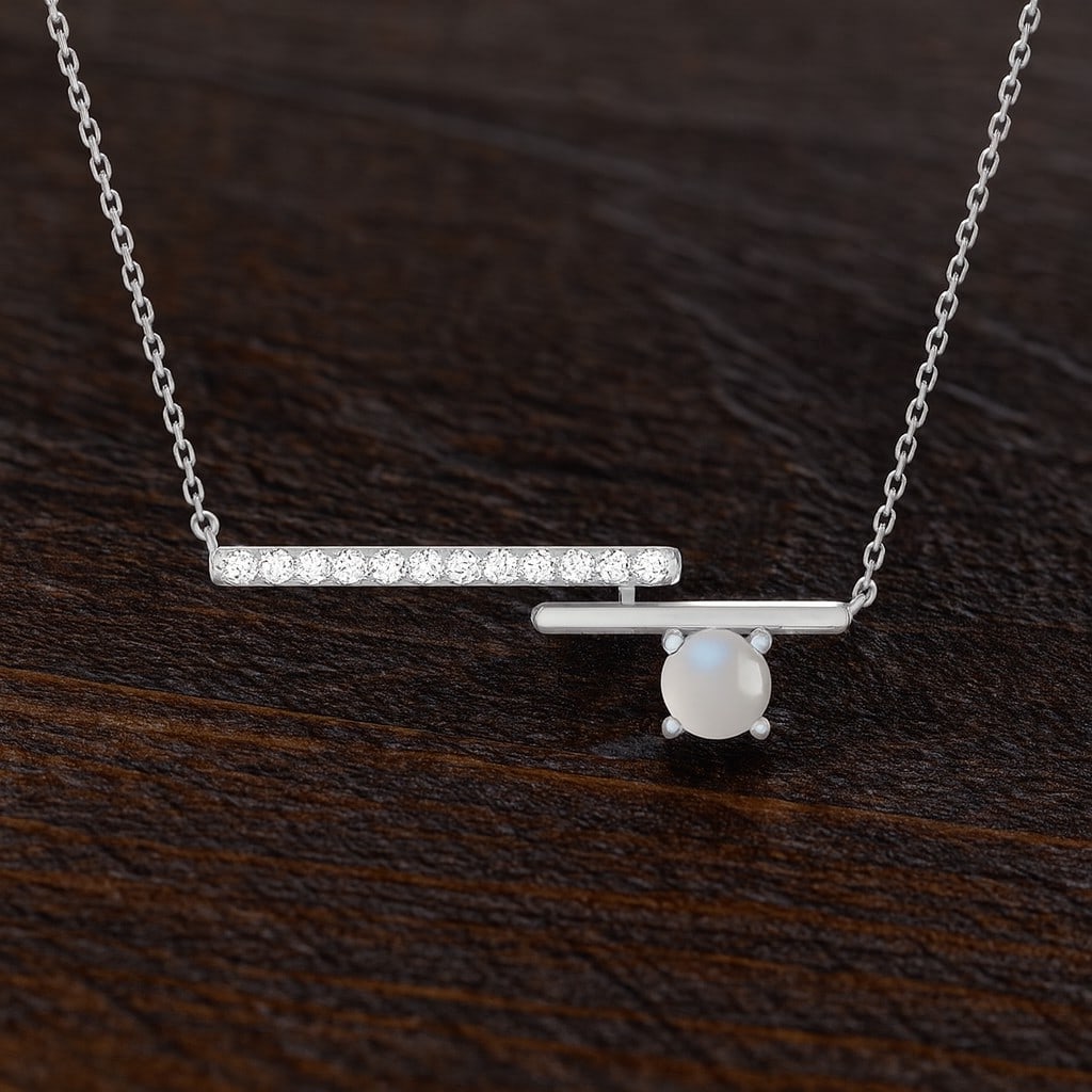 Natural Moonstone & Diamond 92.5 Sterling Silver Necklace: Natural Moonstone & Diamond 92.5 Sterling Silver Necklace Gemstone Shape : Round Gemstone Size : 3.5 MM Gemstone Quantity : 1 Piece Diamond Type : Lab Grown Diamond Shape : Round Diamond Color
