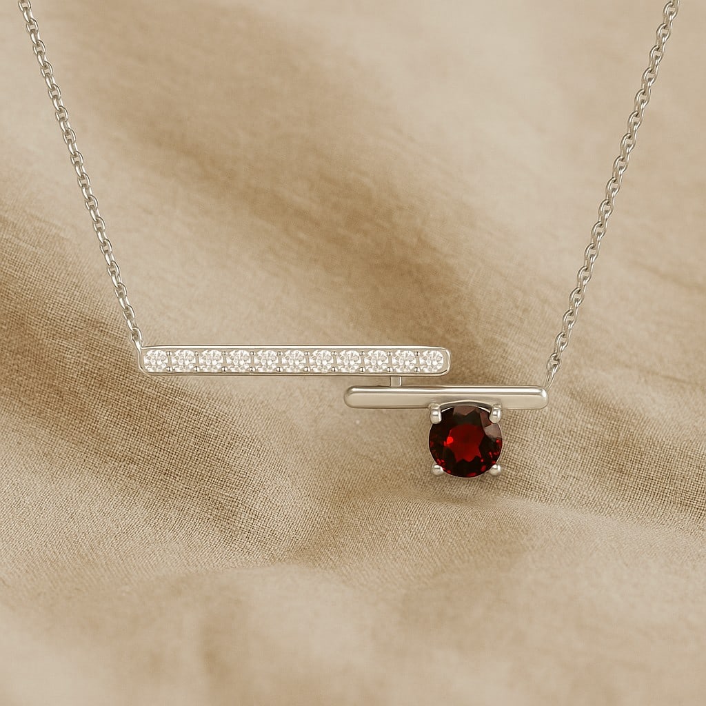 Natural Garnet & Diamond 92.5 Sterling Silver Necklace: Natural Garnet & Diamond 92.5 Sterling Silver Necklace Gemstone Shape : Round Gemstone Size : 3.5 MM Gemstone Quantity : 1 Piece Diamond Type : Lab Grown Diamond Shape : Round Diamond Color : <