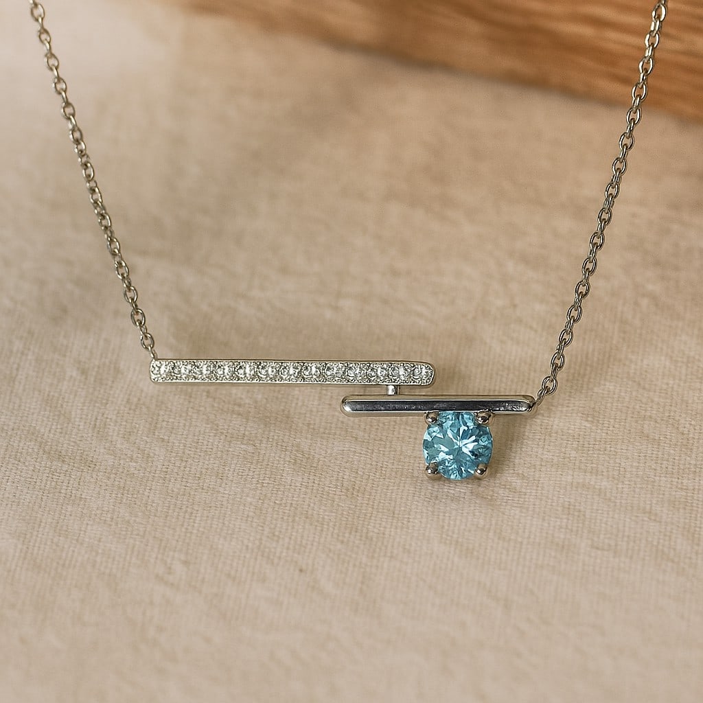 Natural Aquamarine & Diamond 92.5 Sterling Silver Necklace: Natural Aquamarine & Diamond 92.5 Sterling Silver Necklace Gemstone Shape : Round Gemstone Size : 3.5 MM Gemstone Quantity : 1 Piece Diamond Type : Lab Grown Diamond Shape : Round Diamond Color