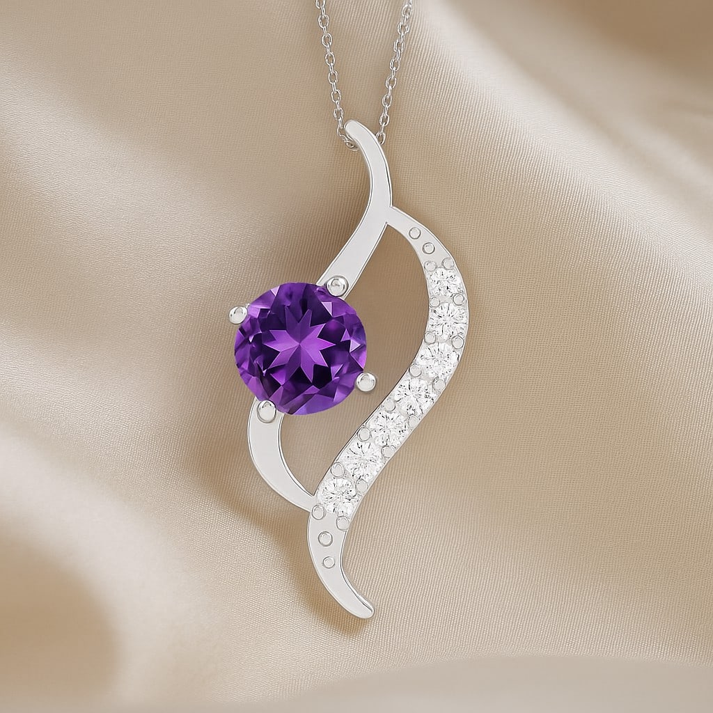 Natural Amethyst & Diamond 92.5 Sterling Silver Pendant with Chain: Natural Amethyst & Diamond 92.5 Sterling Silver Pendant with Chain Gemstone Shape : Round Gemstone Size : 6 MM Gemstone Quantity : 1 Piece Diamond Type : Lab Grown Diamond Shape : Round Diamond