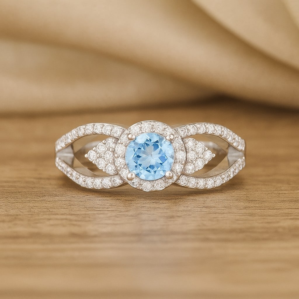 Natural Aquamarine Gemstone & Lab Grown Diamonds Silver Ring: Natural Aquamarine Gemstone & Lab Grown Diamonds Silver Ring Jewelry Type : Ring Gemstone : Natural Aquamarine Gemstone Shape : Round Gemstone Size : 5MM Gemstone Quantity : 1 Piece Diamond