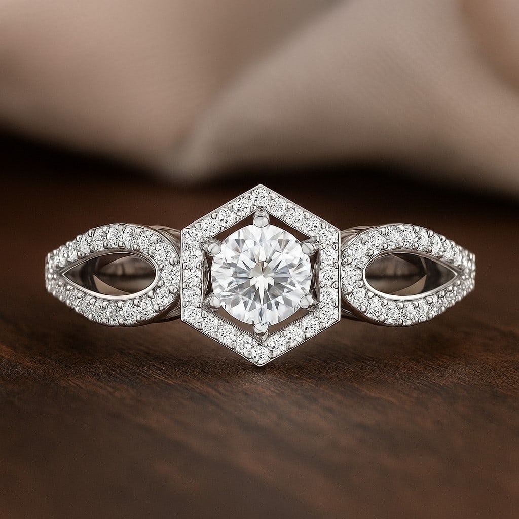 Lab Grown Diamond 92.5 Sterling Silver Ring: Lab Grown Diamond 92.5 Sterling Silver Ring Jewelry Type : Ring Gemstone : Lab Grown Diamond Gemstone Shape : Round Gemstone Size : 5 MM Gemstone Quantity : 1 Piece Diamond Type : Lab Gro