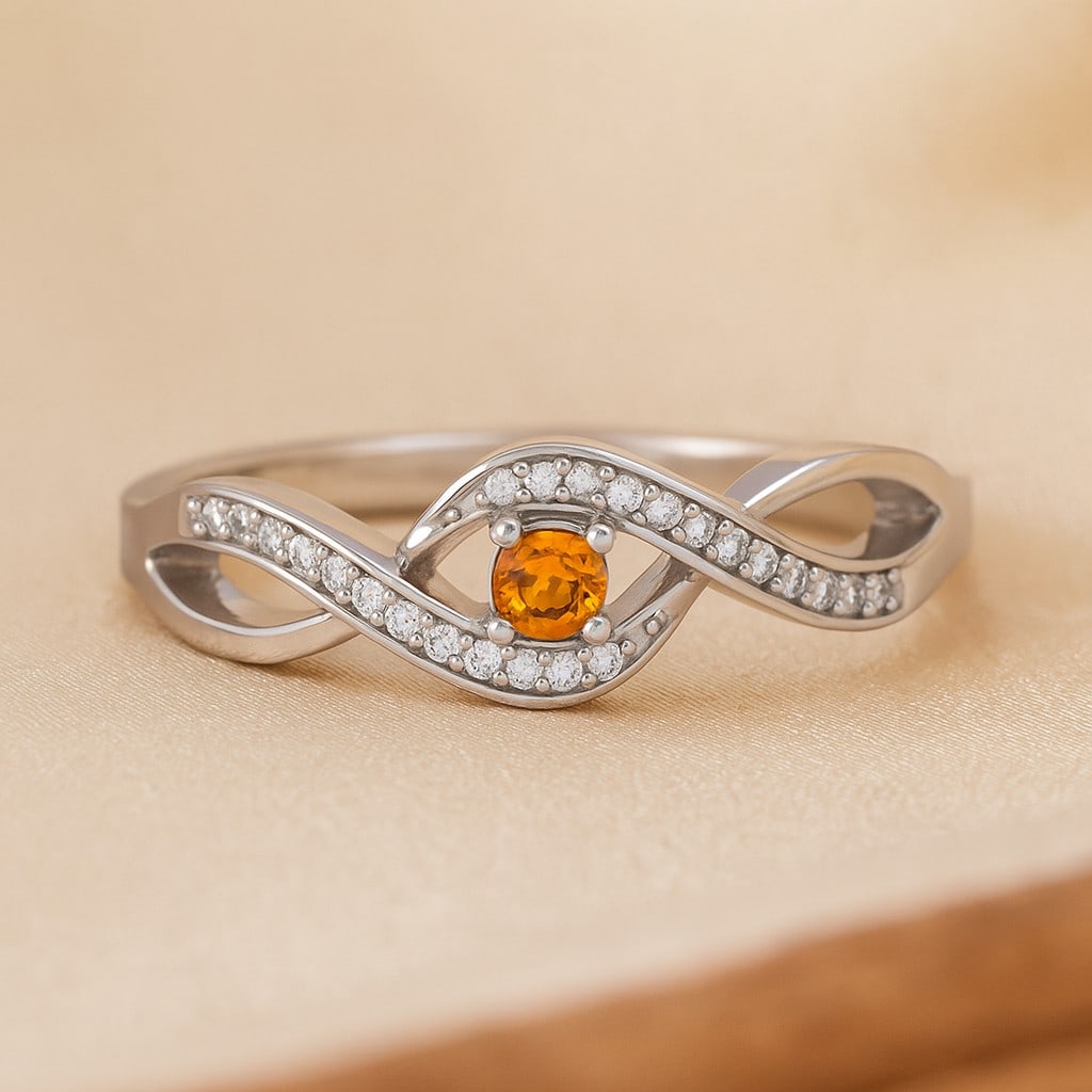 Natural Citrine Gemstone & Lab Grown Diamonds Silver Ring: Natural Citrine Gemstone & Lab Grown Diamonds Silver Ring Jewelry Type : Ring Gemstone : Natural Citrine Gemstone Shape : Round Gemstone Size : 2.2 MM Gemstone Quantity : 1 Piece Diamond Typ