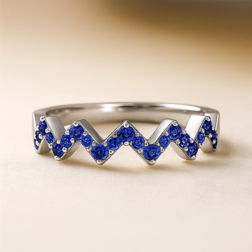 Natural Tanzanite Gemstone & Lab Grown Diamonds Silver Ring: Natural Tanzanite Gemstone & Lab Grown Diamonds Silver Ring Jewelry Type : Ring Gemstone : Natural Tanzanite Gemstone Shape : Round Gemstone Size : 1.1 MM Gemstone Quantity : 31 Pieces Metal