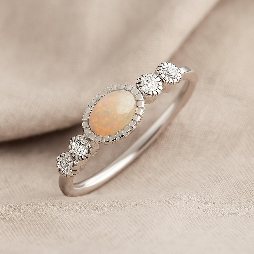 Natural Opal Gemstone & Lab Grown Diamonds Silver Ring: Natural Opal Gemstone & Lab Grown Diamonds Silver Ring Jewelry Type : Ring Gemstone : Natural Opal Gemstone Shape : Oval Gemstone Size : 6x4 MM Gemstone Quantity : 1 Piece Diamond Type :