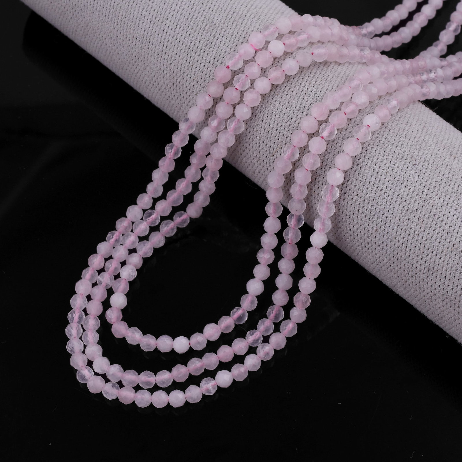 Natural Rose Quartz Necklace 4 MM Round Faceted 3 String Beads Gemstone (1 of 5)