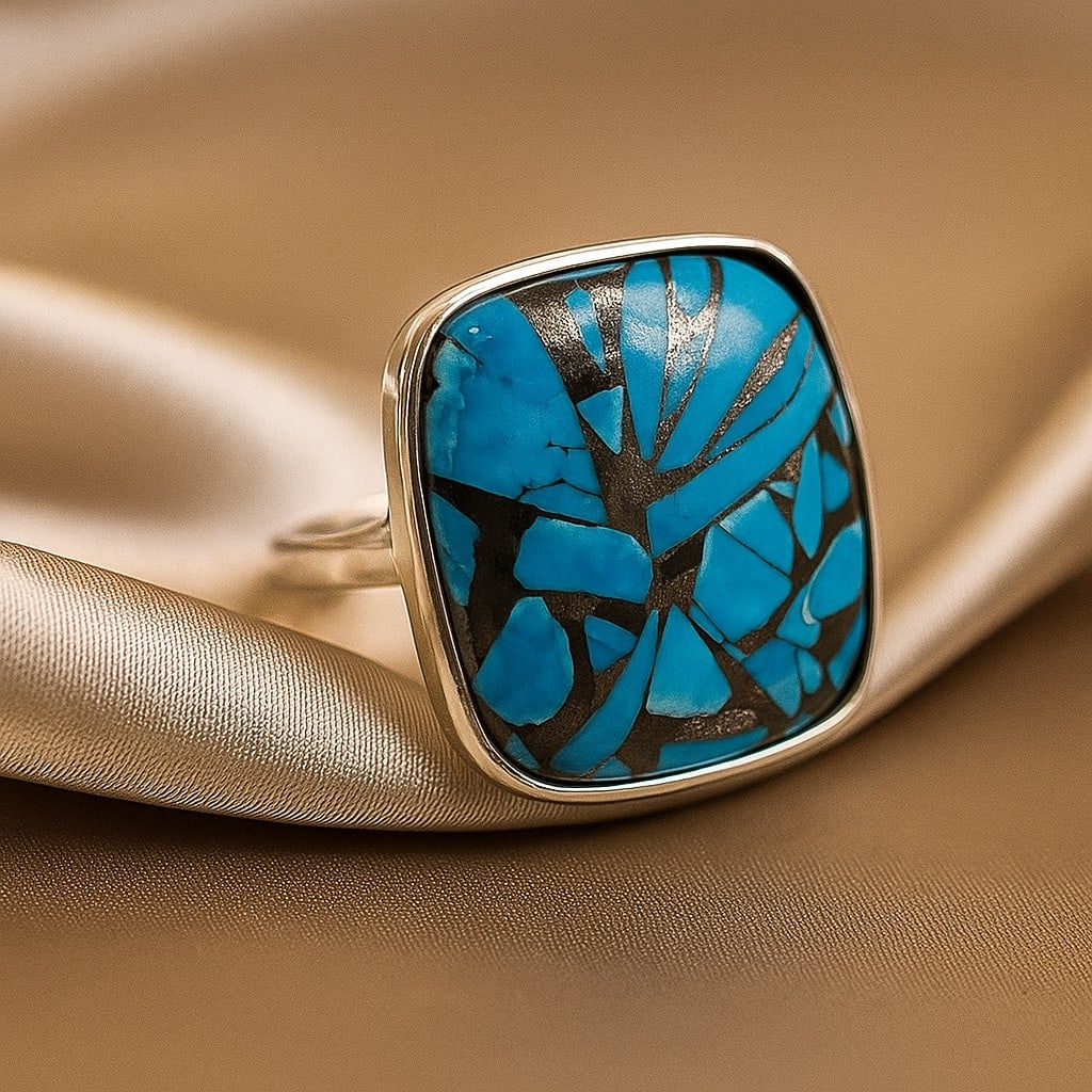 COPPER TURQUOISE 925 STERLING SILVER RING: COPPER TURQUOISE 925 STERLING SILVER RING Product Type : RING Main Stone : COPPER TURQUOISE Main Stone Shape : CUSHION Main Stone Size : 21X21 MM Main Stone Color : MULTICOLOR Metal : STERLING SILVER 