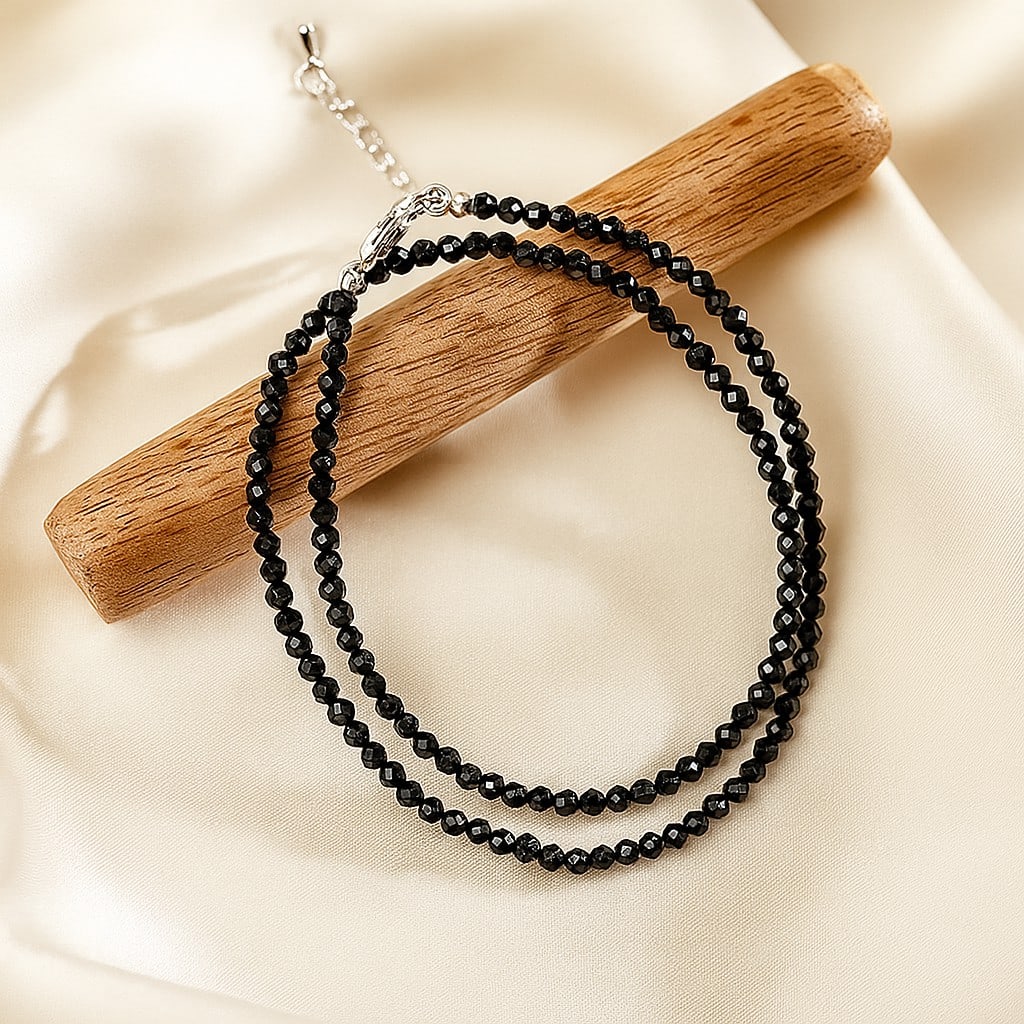 Natural Black Spinel Gemstone 3 MM Round Micro Faceted Beads Necklace: Natural Black Spinel Gemstone 3 MM Round Micro Faceted Beads Necklace Gemstone : Black Spinel Shape : Round Beads Beads Size : 3 MM Beads Type : Micro Faceted Necklace Length : 17.5 Inches + 2.5 In