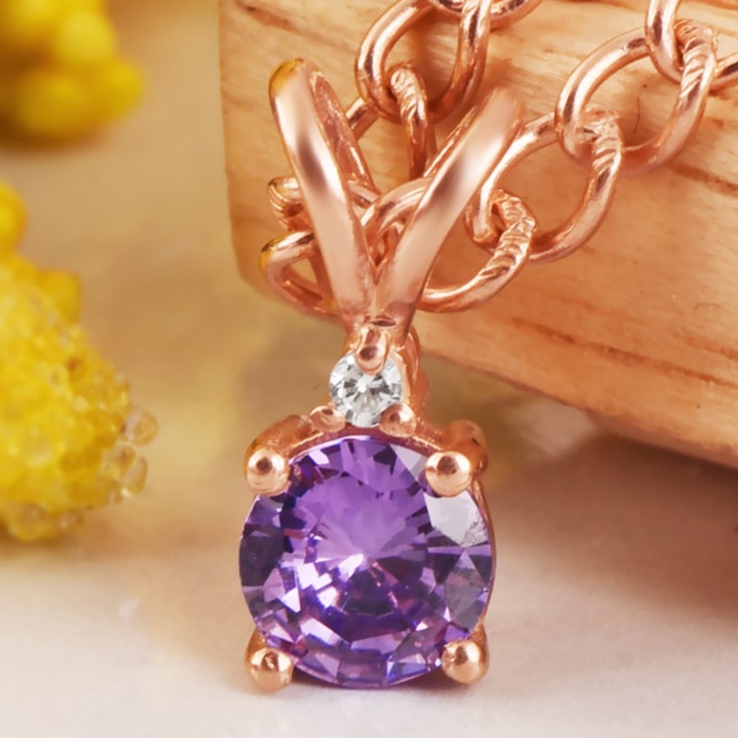 Natural Amethyst & Diamond 14 KT White Gold Pendant: Natural Amethyst & Diamond 14 KT White Gold Pendant Jewelry Type : Pendant Main Stone : Amethyst & Diamond Main Stone Shape & Size : Round 5 MM Main Stone Color : Purple Diamond Shape & Size : Roun