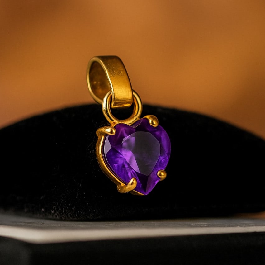 NATURAL AMETHYST GEMSTONE 14KT YELLOW GOLD HANDMADE PENDANT JEWELRY: NATURAL AMETHYST GEMSTONE 14KT YELLOW GOLD HANDMADE PENDANT JEWELRY GEMSTONE : AMETHYST STONE SHAPE : HEART STONE SIZE : 7X7 MM STONE WEIGHT : 0.95 CTS METAL : YELLOW GOLD METAL PURITY : 14 KT</