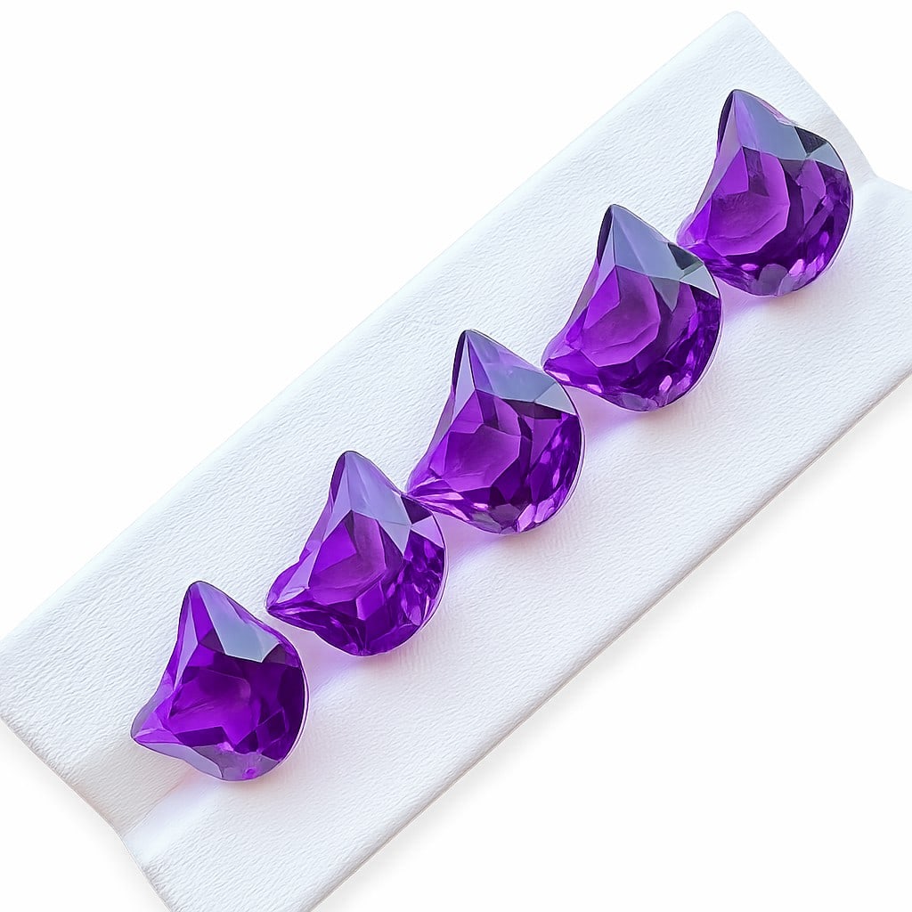Natural Amethyst Kitty Head Cut 5 Pieces Lot (1 of 7)