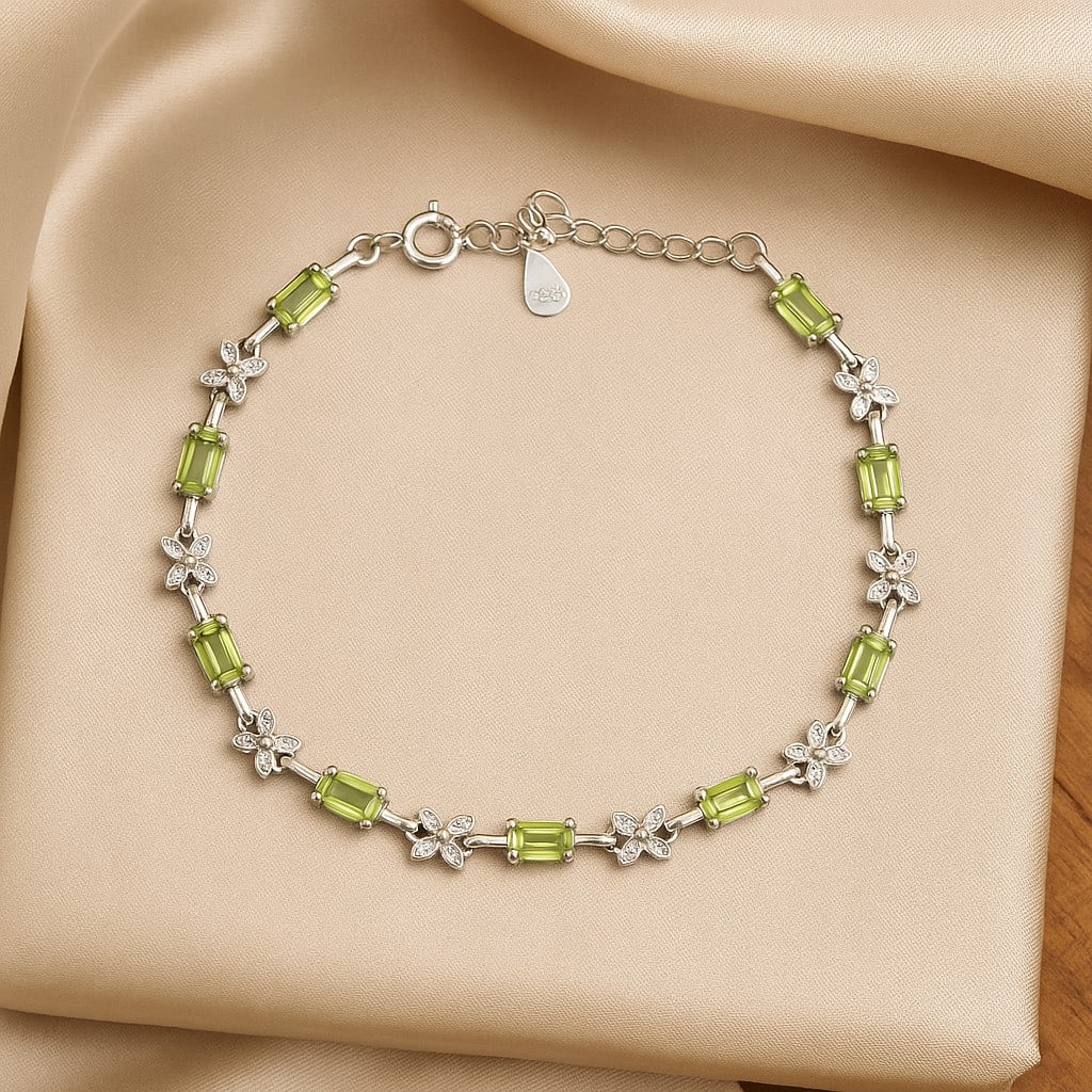 Natural Peridot Gemstone 92.5 Sterling Silver Adjustable Bracelet (1 of 6)
