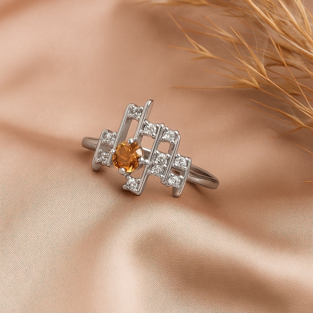 Natural Citrine Gemstone 92.5 Sterling Silver Adjustable Ring: Natural Citrine Gemstone 92.5 Sterling Silver Adjustable Ring Jewelry Type : Ring Gemstone : Citrine Gemstone Shape : Round Gemstone Size : 4 MM Metal : Sterling Silver Metal Purity : 92