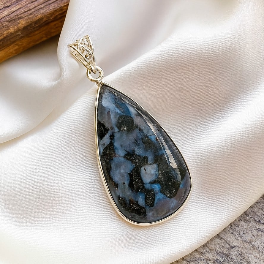 GABBRO 925 STERLING SILVER PENDANT (1 of 4)