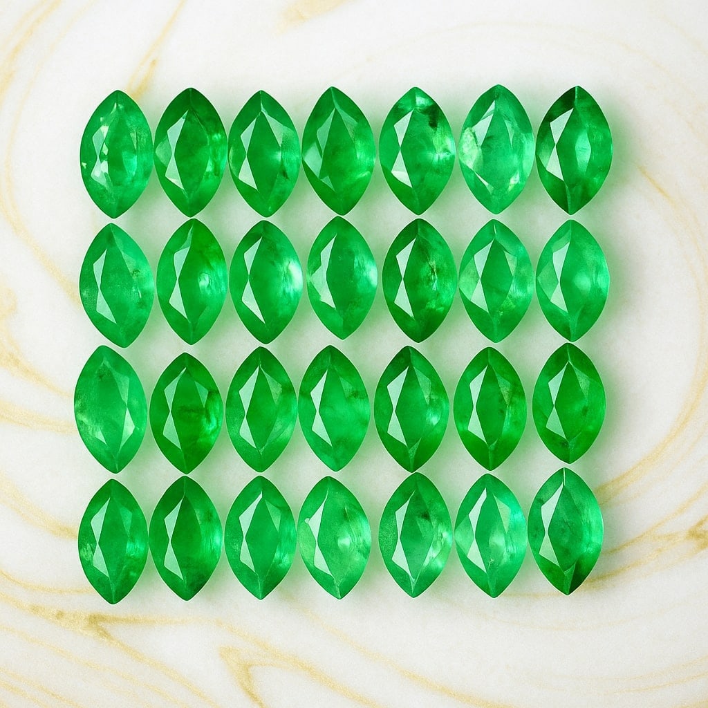 Emerald 2.5x5 MM Marquise Faceted Cut 50 Pieces (1 of 6)