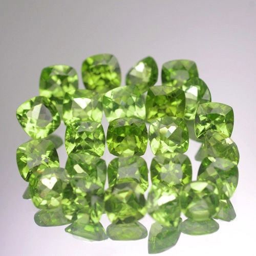 Peridot 6x6 MM Cushion Faceted Cut 20 Pieces (1 of 2)