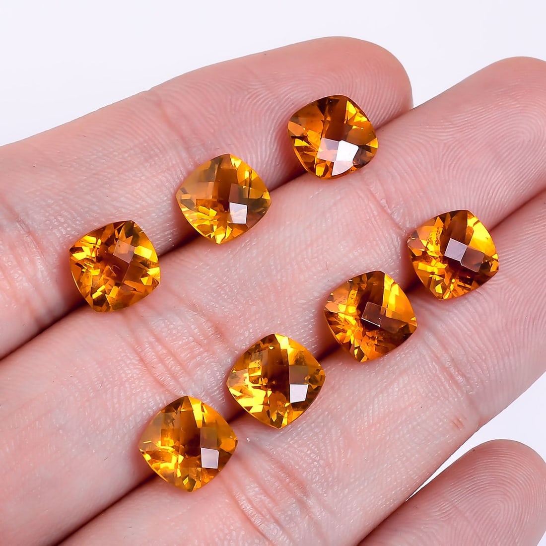 Citrine 10x10 MM Cushion Checker Board Cut 5 Pieces: Natural Citrine 10x10 MM Cushion Checker Board Cut 5 Pieces Gemstone : Citrine Shape : Cushion Size : 10x10 MM Color : Yellow Type : Checker Board Cut Quantity : 5 Pieces W
