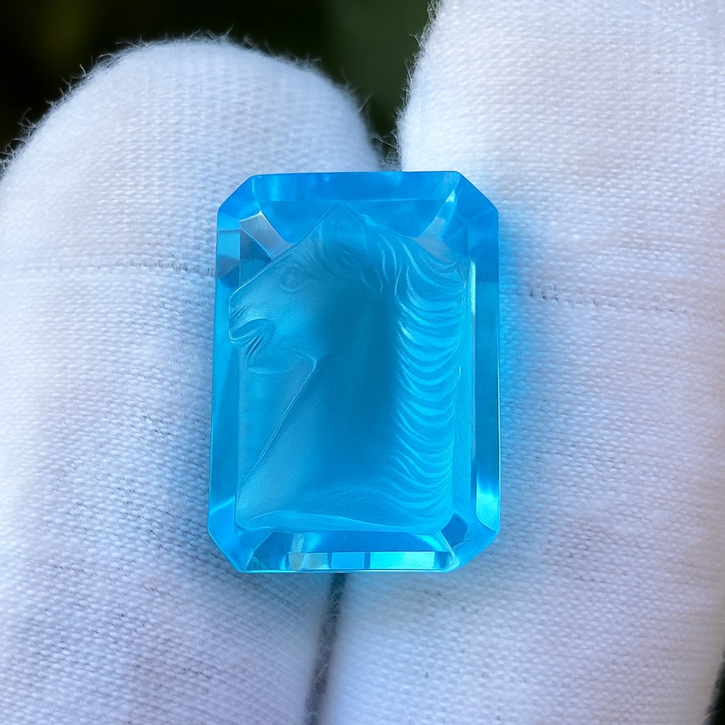 Natural Blue Topaz Octagon Cut Horse Carved Hand Cut 15.4 Cts. Gemstone (1 of 3)