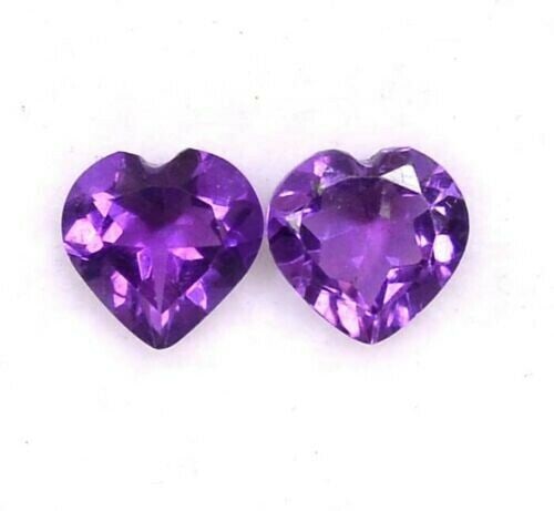 Amethyst 8x8 MM Heart Faceted Cut 25 Pieces: Natural Amethyst 8x8 MM Heart Faceted Cut 25 Pieces Gemstone : Amethyst Shape : Heart Size : 8x8 MM Color : Purple Type : Faceted Cut Quantity : 25 Pieces Weight : 30.5