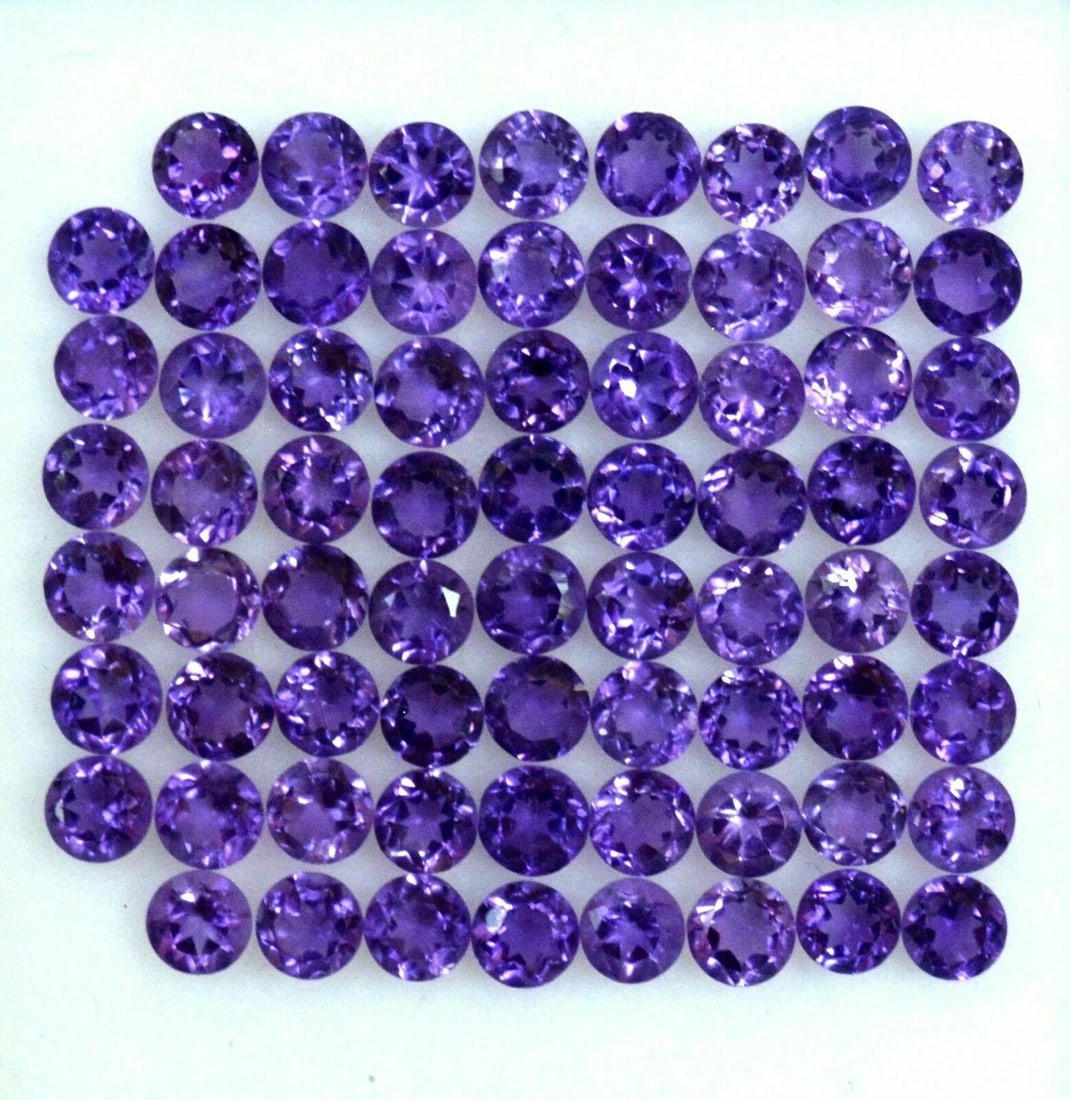Amethyst 3 MM Round Faceted Cut 100 Pieces: Natural Amethyst 3 MM Round Faceted Cut 100 Pieces Gemstone : Amethyst Shape : Round Size : 3 MM Color : Purple Type : Faceted Cut Quantity : 100 Pieces Weight : 11 Car