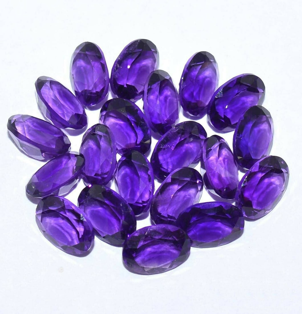 Amethyst 9x7 MM Oval Faceted Cut 20 Pieces: Natural Amethyst 9x7 MM Oval Faceted Cut 20 Pieces Gemstone : Amethyst Shape : Oval Size : 9x7 MM Color : Purple Type : Faceted Cut Quantity : 20 Pieces Weight : 33.4 C