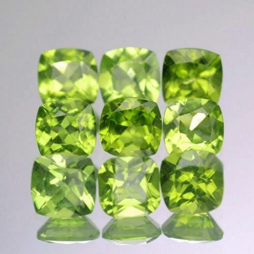Peridot 7x7 MM Cushion Faceted Cut 15 Pieces: Natural Peridot 7x7 MM Cushion Faceted Cut 15 Pieces Gemstone : Peridot Shape : Cushion Size : 7x7 MM Color : Green Type : Faceted Cut Quantity : 15 Pieces Weight : 21.