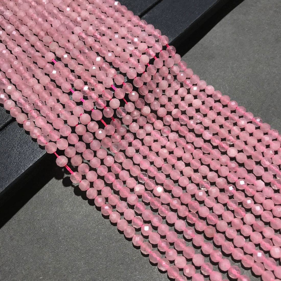 Natural Rose Quartz Gemstone 2 mm Round Micro Faceted Beads 10 Strand: Natural Rose Quartz Gemstone 2 mm Round Micro Faceted Beads 10 Strand Product Type : Loose Beads Strand Gemstone : Rose Quartz Beads Shape : Round Micro Faceted Beads Size : 2 mm Quantity : </