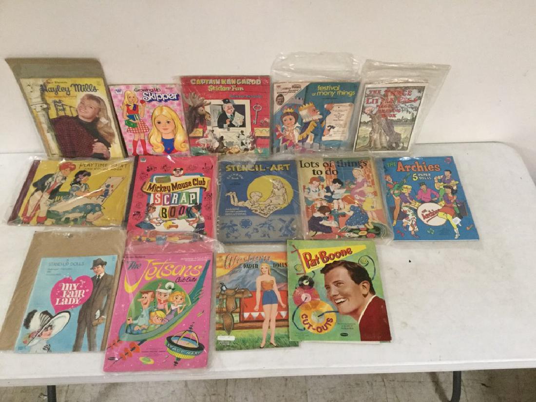 LOT OF CHILDREN'S ACTIVITY BOOKS INCLUDING STICKERS, (1 of 3)
