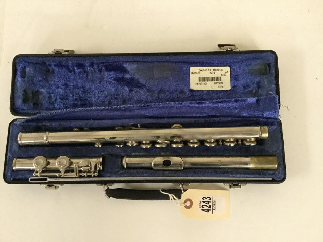 BUNDY FLUTE IN CASE, ESTATE FOUND CONDITION, SERIAL NO. (1 of 2)