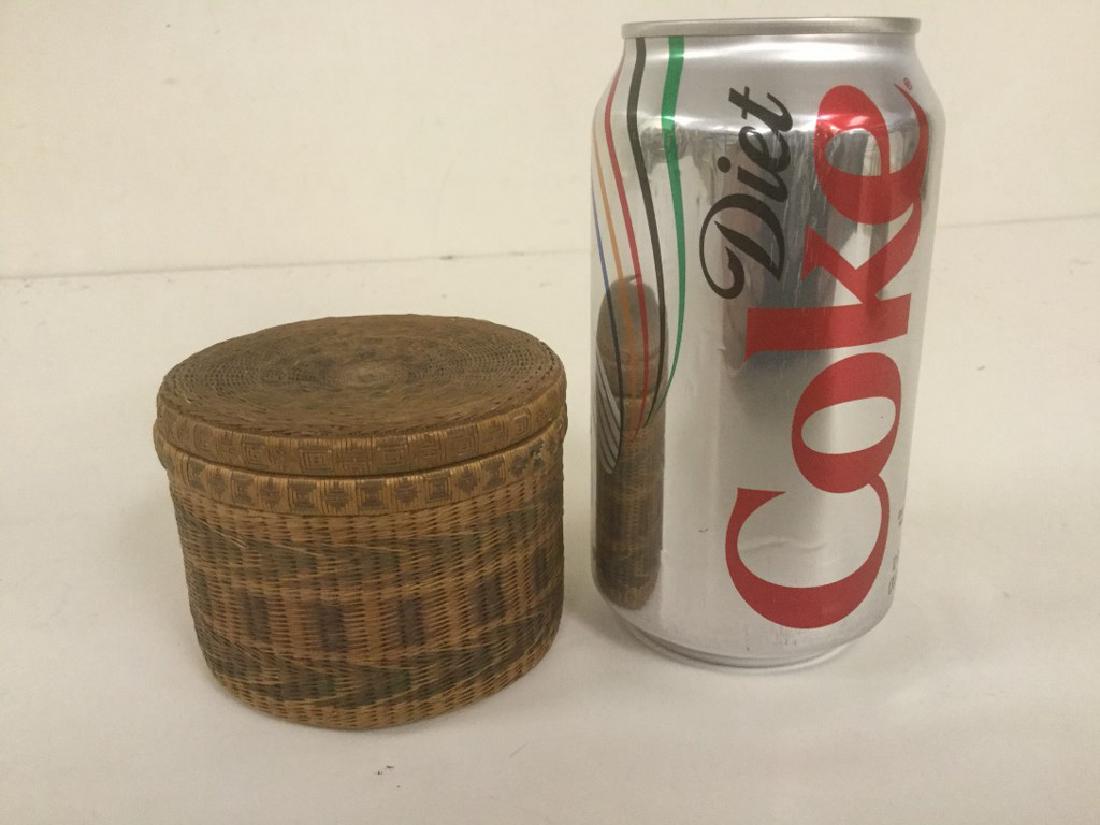 EARLY TIGHTLY WOVEN INDIAN COVERED BASKET, MEASURES 2 (1 of 10)