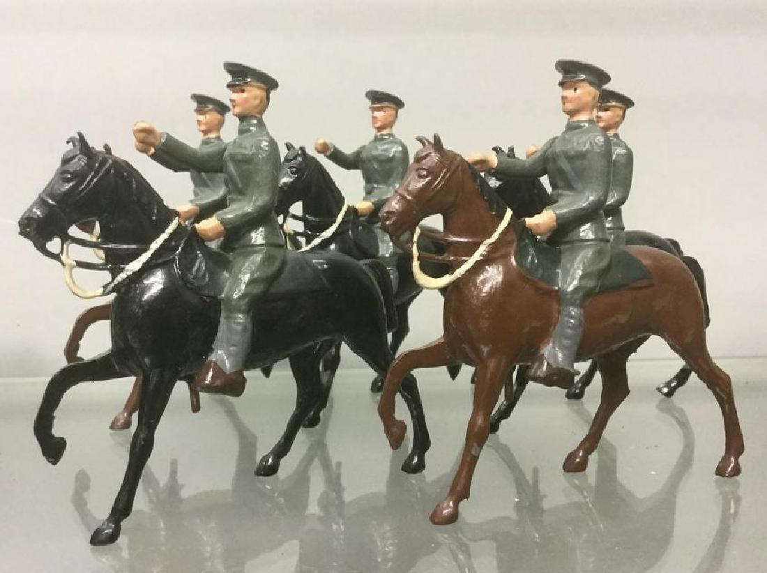BRITAINS SOLDIERS- 5 PCS WWII US CAVALRY MOUNTED, FROM (1 of 3)