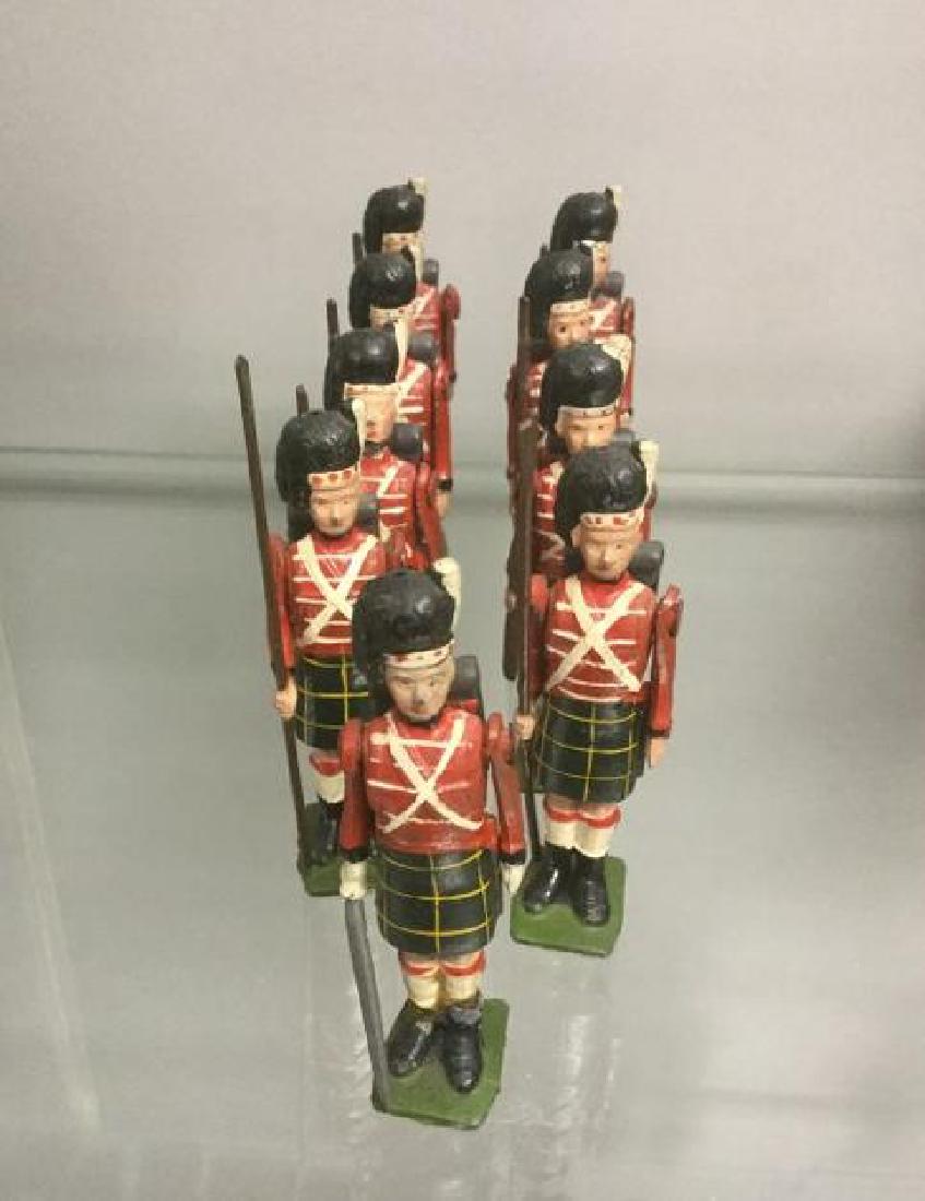 BRITAINS SOLDIERS- 9 PCS 1850 HIGHLANDERS INCLUDING 2: BRITAINS SOLDIERS- 9 PCS 1850 HIGHLANDERS INCLUDING 2 SARGEANTS W/PIPES, 1 OFFICER, PRIVATE RIFLEMEN, CIRCA 1950'S, FROM KINGSTON NY COLLECTOR FROM WHEN HE WAS A CHILD, IN AS FOUND CONDITION