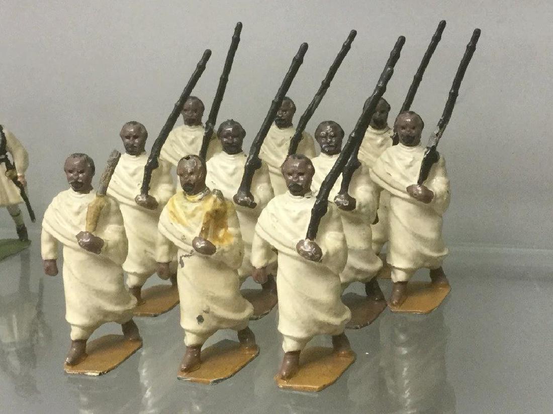 BRITAINS SOLDIERS- 10 PCS ETHIOPIAN TRIBESMEN 1930'S, (1 of 3)